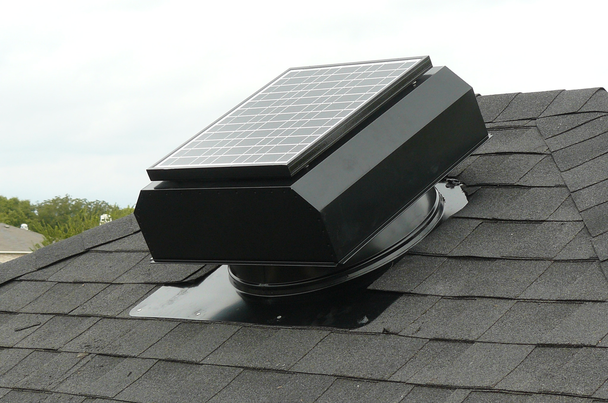 solar attic fan installation